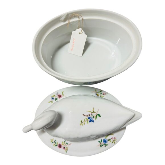 Vintage BIA Cordon Bleu Ceramic Duck Tureen With Lid Floral Design 6" Tall 10" L - Picture 6 of 10